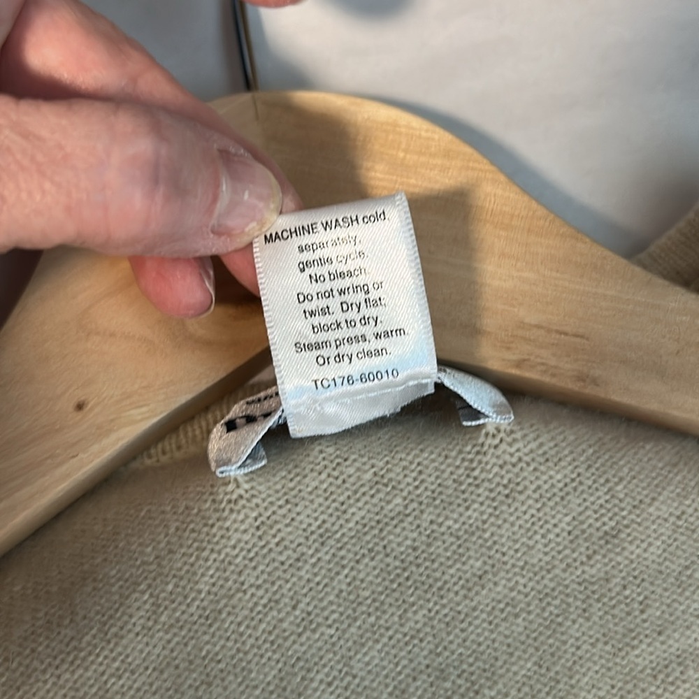 Pendleton Cream Button-Up Cardigan - Picture 11 of 13